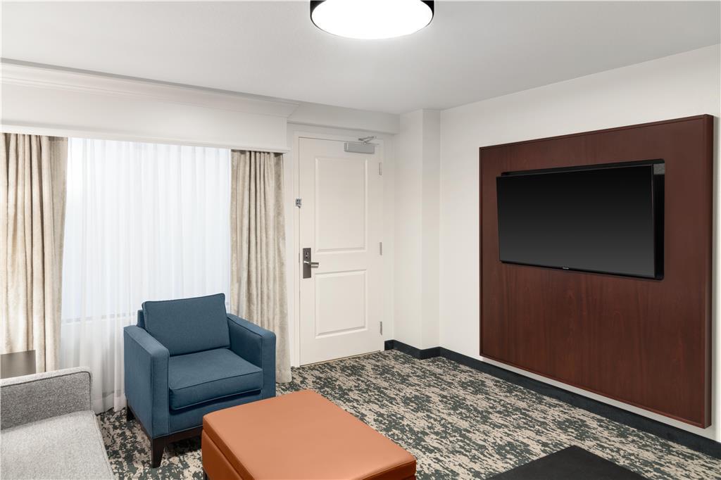 Embassy Myers - Hotel
